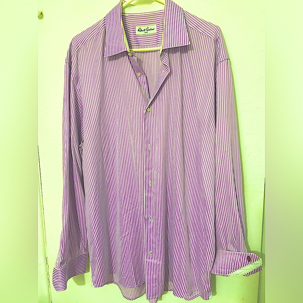 Robert Graham Pink&White Stripe Shirt . Logo knowledge, wisdom, truth Size 46x18